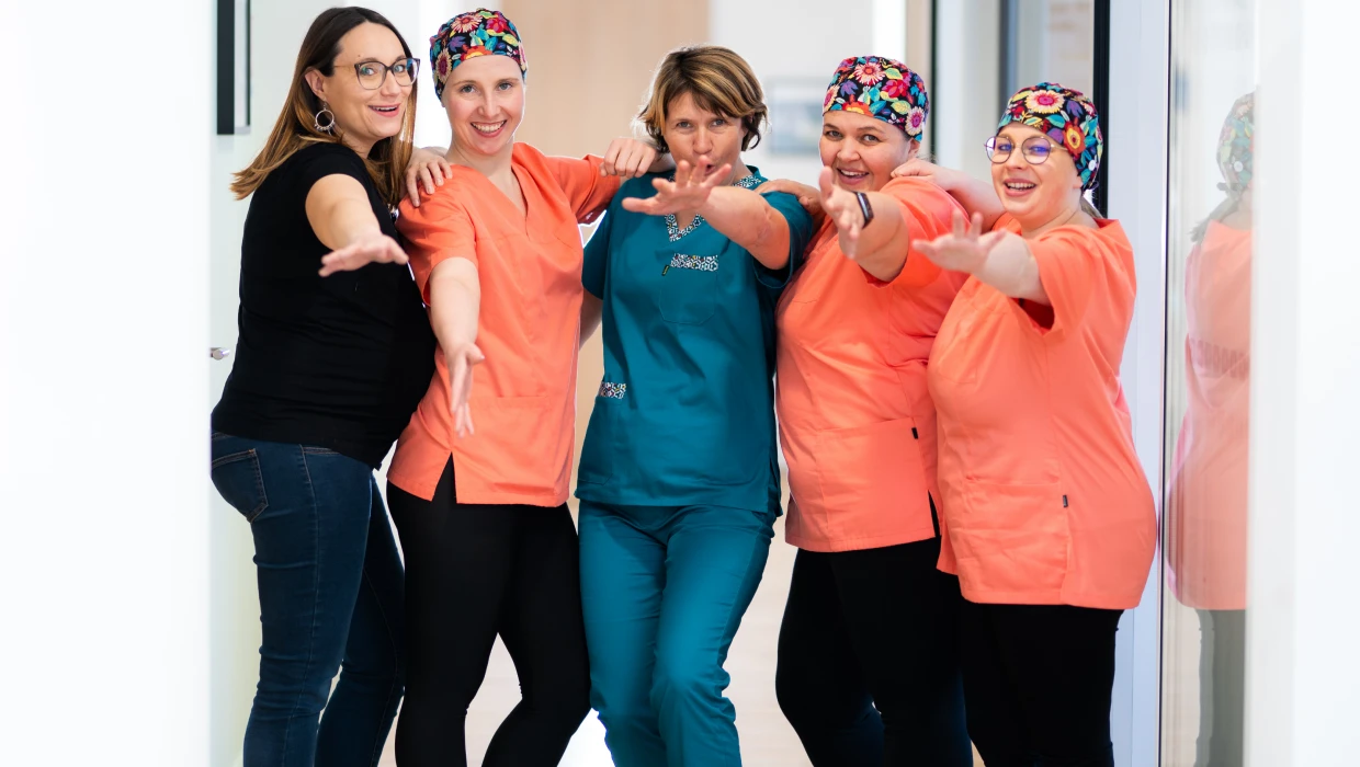 dr karine leclercq au cabinet dentaire BioTooth à Arras